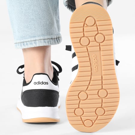 Adidas Sportswear - Baskets Femme Run 70s 2.0 J JI2265 Core Black Footwear White Gum 3