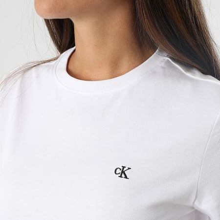 Calvin Klein - Tee Shirt Femme LV047B224G Blanc