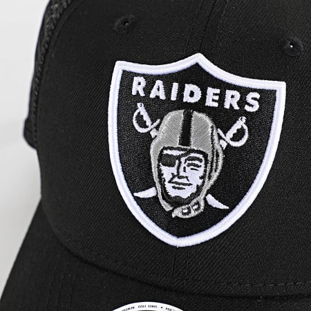 9Seventy Raiders Trucker Pet by New Era - € 35,95