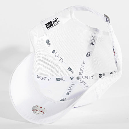 New Era - Casquette Trucker 9Forty NY Yankees 60667651 Blanc
