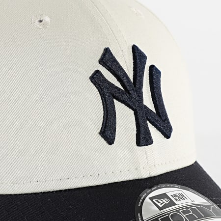 New Era - Casquette 9Forty NY Yankees 60667557 Beige Clair Bleu Marine