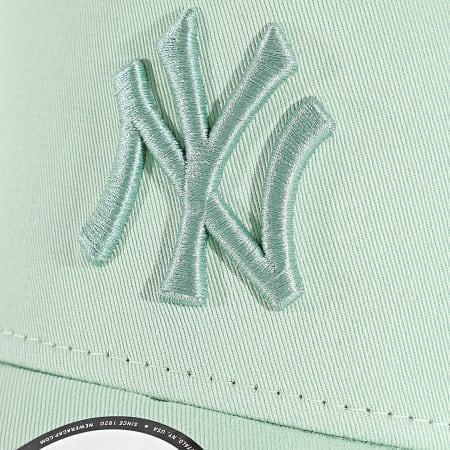 New Era - Casquette Trucker League Essential NY 60667397 Vert Clair