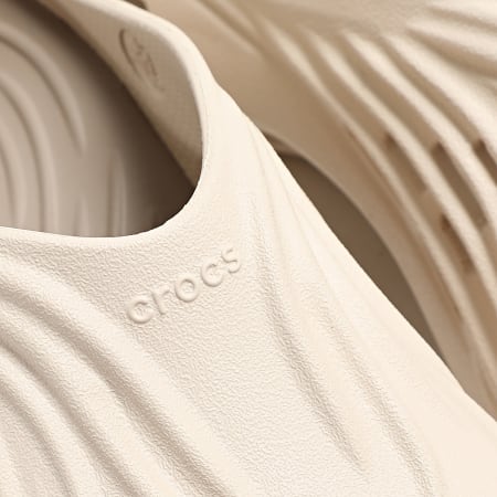 Crocs - Claquettes Echo Wave Almond Tint