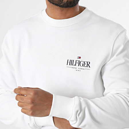 Tommy Hilfiger - Sweat Crewneck Hilfiger Stacked 9376 Blanc