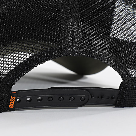 BOSS - Casquette Trucker Elliot 50535622 Vert Kaki Noir