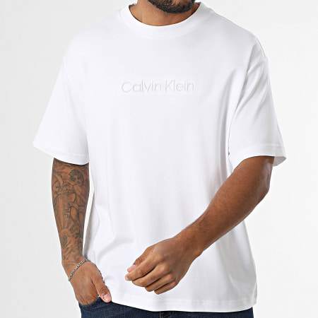 Calvin Klein Tee Shirt Oversize Large Red Fashion Logo 206G