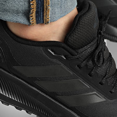 Adidas Sportswear - Baskets RunFalcon 5 JP5916 Core Black Carbon