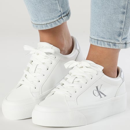 Tommy Jeans - Baskets Femme Vulc Flatf Leather Silver Logo Tag 1877 Bright White Silver