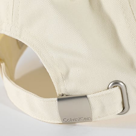 Calvin Klein - Casquette Monologo Embroidery Baseball 5026 Beige Clair
