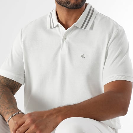 Calvin Klein - Polo Manches Courtes LV04RC276G Blanc