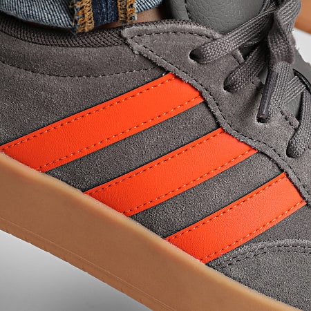 Adidas Sportswear - Baskets Barreda JR3904 Charcoal Impact Orange Gum