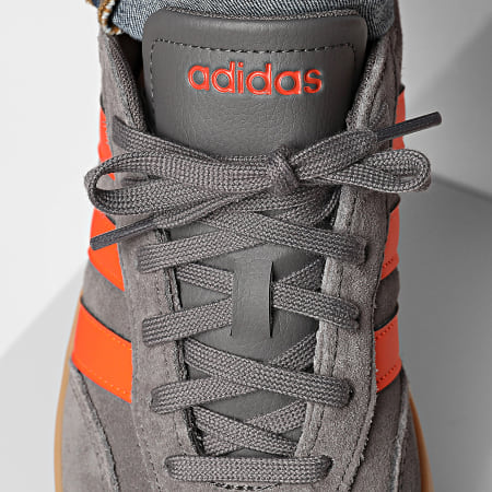 Adidas Sportswear - Baskets Barreda JR3904 Charcoal Impact Orange Gum