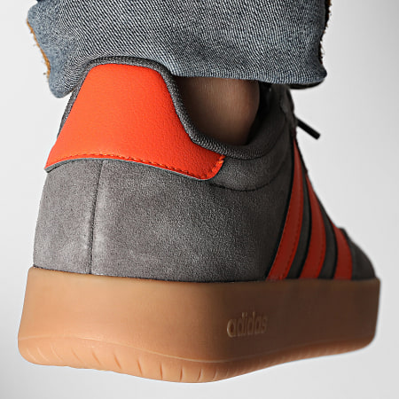 Adidas Sportswear - Baskets Barreda JR3904 Charcoal Impact Orange Gum