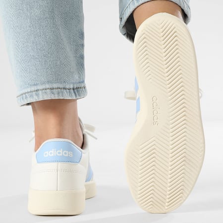 Adidas Sportswear - Baskets Femme Breaknet 3.0 JQ6055 Core White Glow Blue Off White