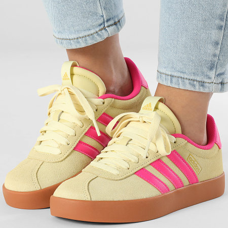 Adidas Sportswear - Baskets Femme VL Court 3.0 JR8649 Powder Yellow Shock Pink Gold Metallic