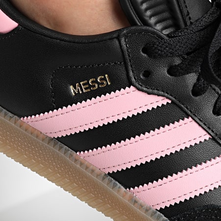 Adidas Sportswear - Baskets Samba Messi JP7845 Core Black Gold Metallic Gum 4
