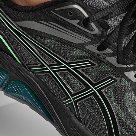 Asics - Baskets Gel Quantum 180 VIII 1203A594 Black Menthol