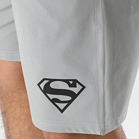 DC Comics - Short Jogging Tech Logo Superman Gris Noir