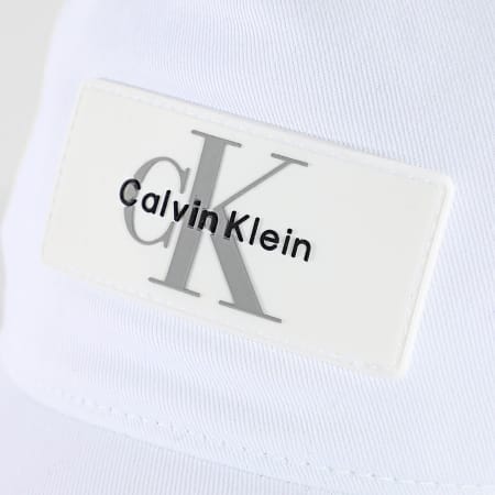 Calvin Klein - Casquette Logo Silicon Patch 5042 Blanc