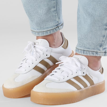Adidas Originals - Baskets Femme Sambae W JQ0982 Footwear White Off White Cardboard