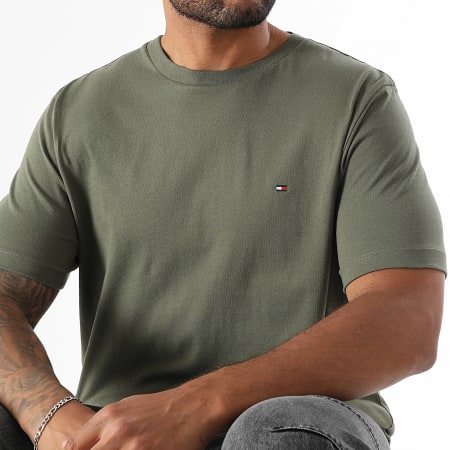 Tommy Hilfiger - Tee Shirt Essential Seasonal 9995 Vert Kaki