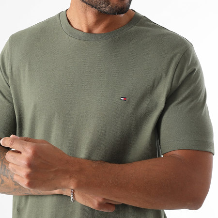 Tommy Hilfiger - Tee Shirt Essential Seasonal 9995 Vert Kaki