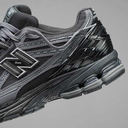 New Balance - Baskets 1906R Black Grey