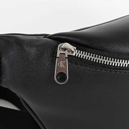 Calvin Klein - Sac Banane Mono Logo Waistbag 3012 Noir