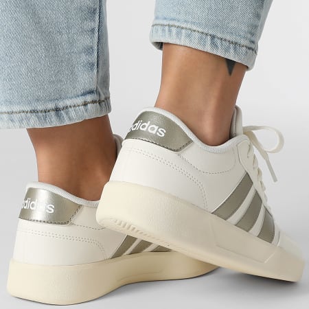 Adidas Sportswear - Baskets Femme Breaknet 3.0 JR3561 Core White Cyber Metallic Off White
