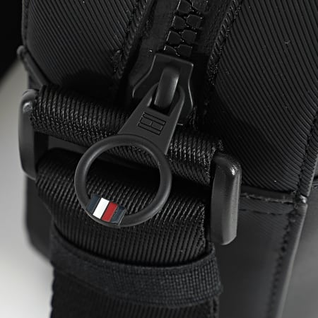 Tommy Hilfiger - Sacoche Foundation Reporter 3482 Noir