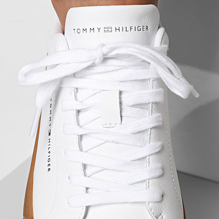 Tommy Hilfiger - Baskets Court Leather Detail Essential 5367 White Briskblue