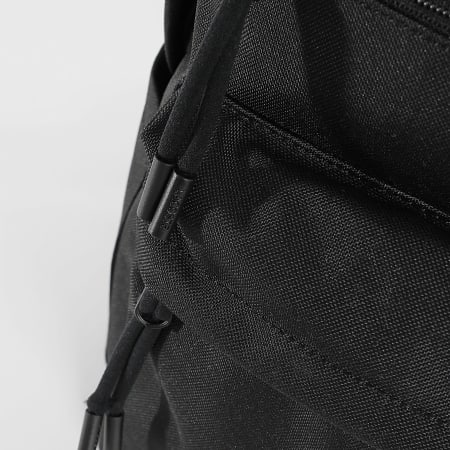 Lacoste - Zaino con logo coccodrillo ricamato nero