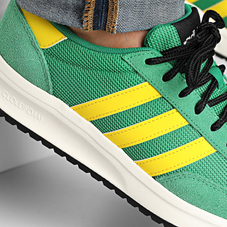 Adidas Sportswear - Baskets Run 70s 2.0 JR8631 Green Yellow Off White