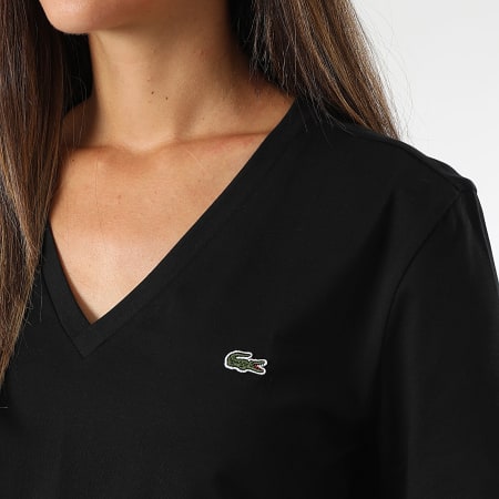 Lacoste - Tee Shirt Col V Femme Logo Brodé Crocodile Relaxed Fit Noir