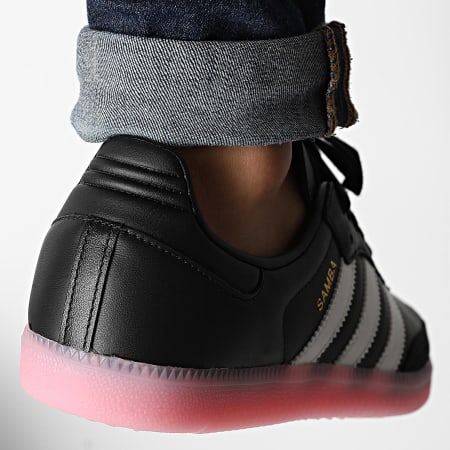 Adidas Originals - Baskets Samba Licensed Juventus JQ4040 Core Black Footwear White Bliss Pink
