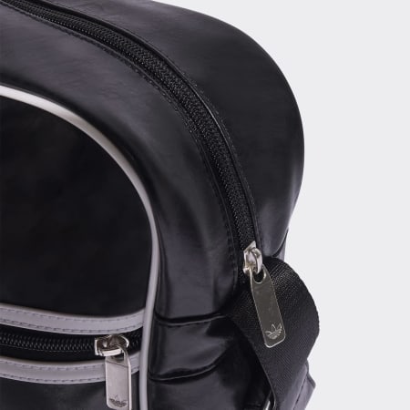 Adidas Originals - Bolsa Airliner JW3346 Negro Blanco