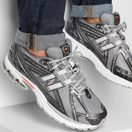 New Balance - Baskets 1906R Dark Grey