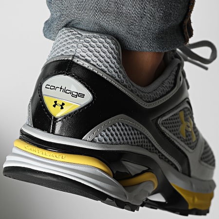 Under Armour - Baskets UA HOVR Apparition 3027595 Grey Black