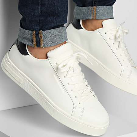 Armani Exchange - Baskets XM000141-AF11912 Off White Deep Navy