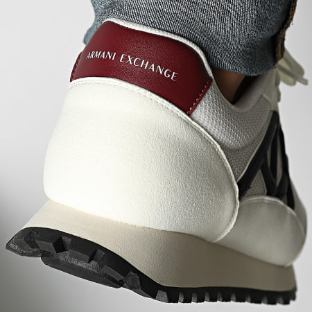 Armani Exchange - Baskets XM001960 Off White Deep Navy