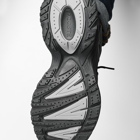 Lacoste - Baskets L003 Neo Shot 225 Black