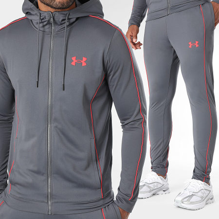 Under Armour - Grey Track Suit 1390152