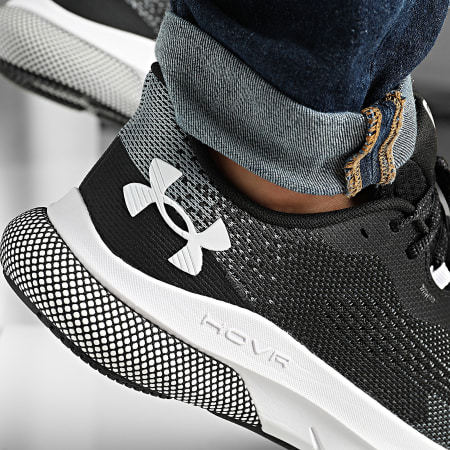Under Armour - Baskets HOVR Turbulence 2 3026520 Black Grey