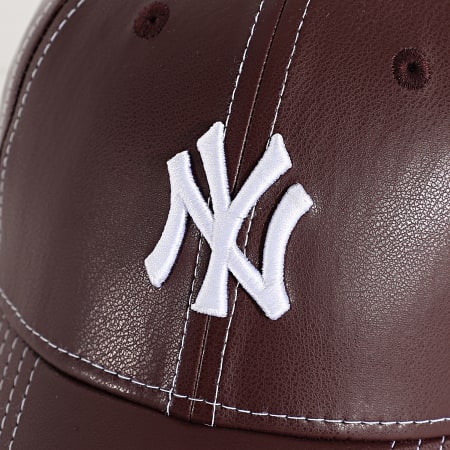 New Era - Casquette Simili Cuir Femme 9Forty NY Yankees 60691322 Bordeaux
