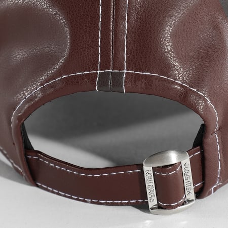 New Era - Casquette Simili Cuir Femme 9Forty NY Yankees 60691325 Marron