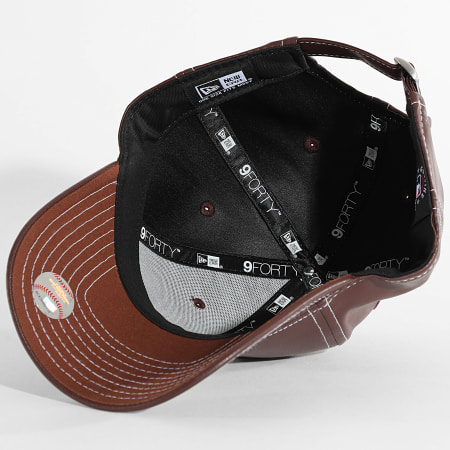 New Era - Casquette Simili Cuir Femme 9Forty NY Yankees 60691325 Marron