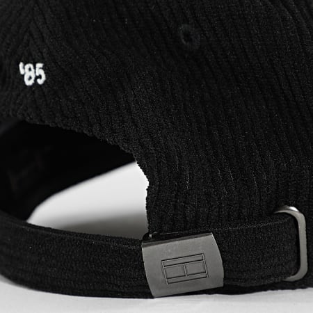 Tommy Hilfiger - Casquette Côtelée Flag 6 Panel Cord '85 3583 Noir