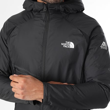 The North Face - Geïsoleerde A8EJ7 Zip Hooded Jacket Zwart