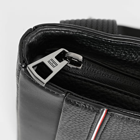 Tommy Hilfiger - Bolsa Central Mini Crossover 3633 Negro
