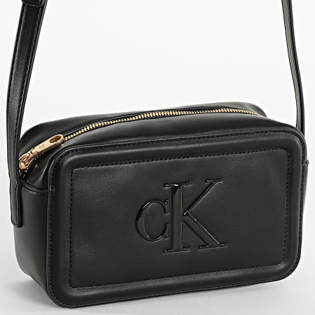 Calvin Klein - Sac A Main Femme Raised CK F3220G Noir